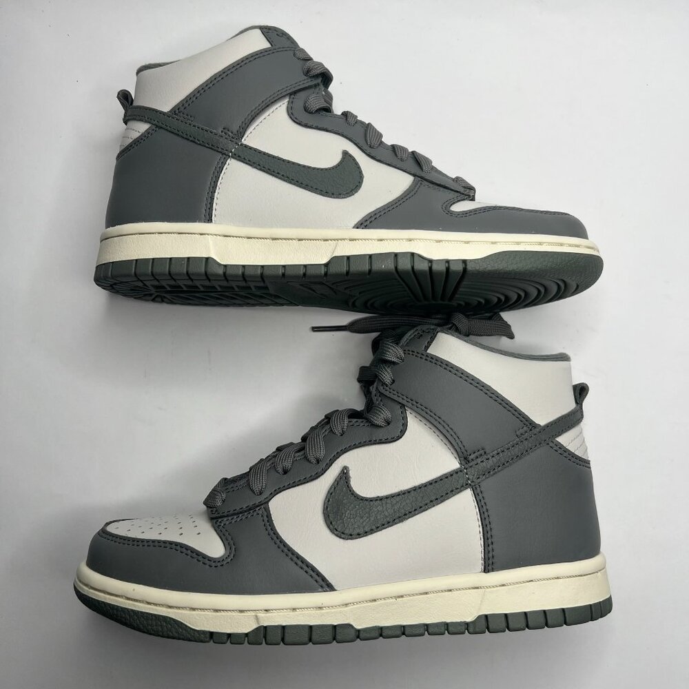 Nike Dunk High Two Tone Grey (GS) Size 5Y DM1028-001